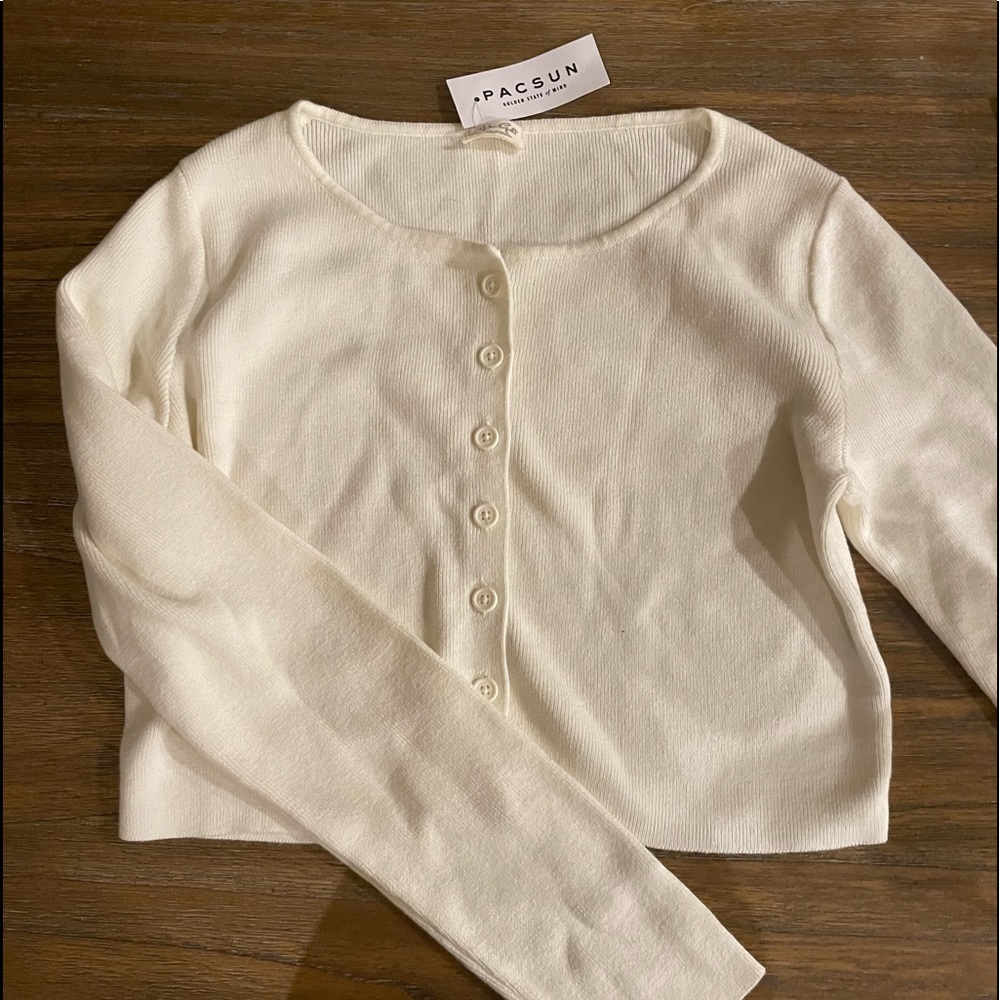 Brandy Melville shirt